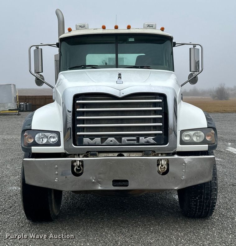 image for item OD9971 2007 Mack CTP713 ready mix truck