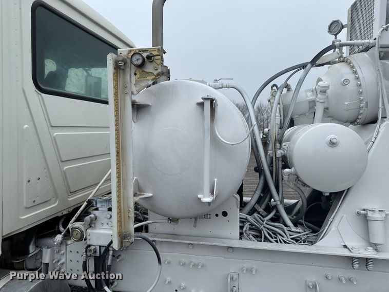 image for item OD9971 2007 Mack CTP713 ready mix truck