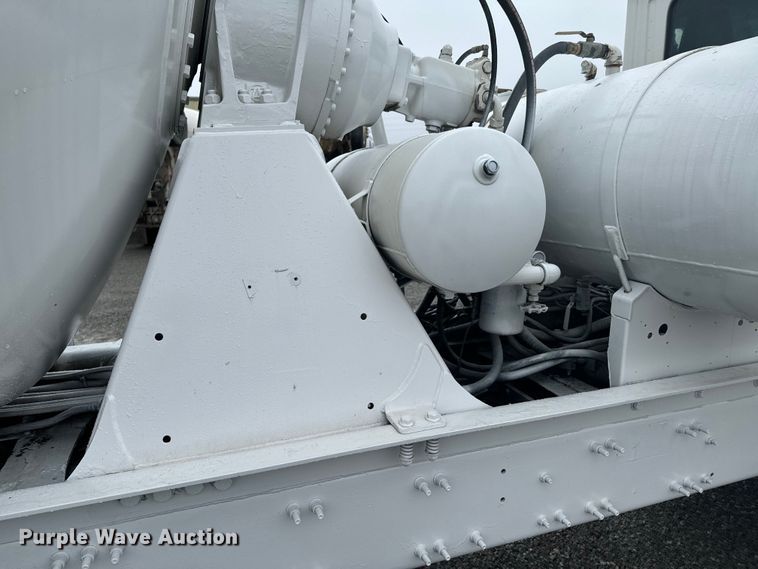 image for item OD9971 2007 Mack CTP713 ready mix truck