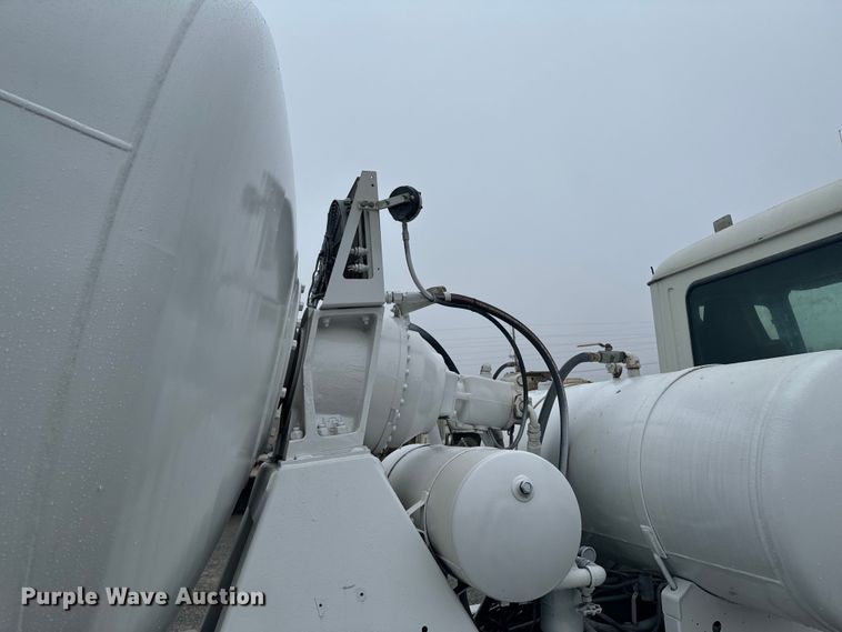 image for item OD9971 2007 Mack CTP713 ready mix truck