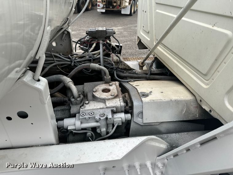 image for item OD9971 2007 Mack CTP713 ready mix truck