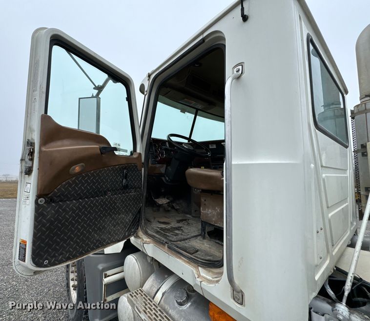 image for item OD9971 2007 Mack CTP713 ready mix truck