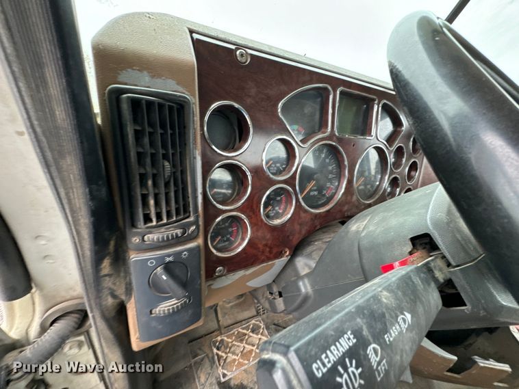 image for item OD9971 2007 Mack CTP713 ready mix truck