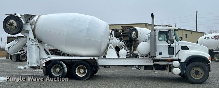 image for item OD9972 2006 Mack CV Series ready mix truck
