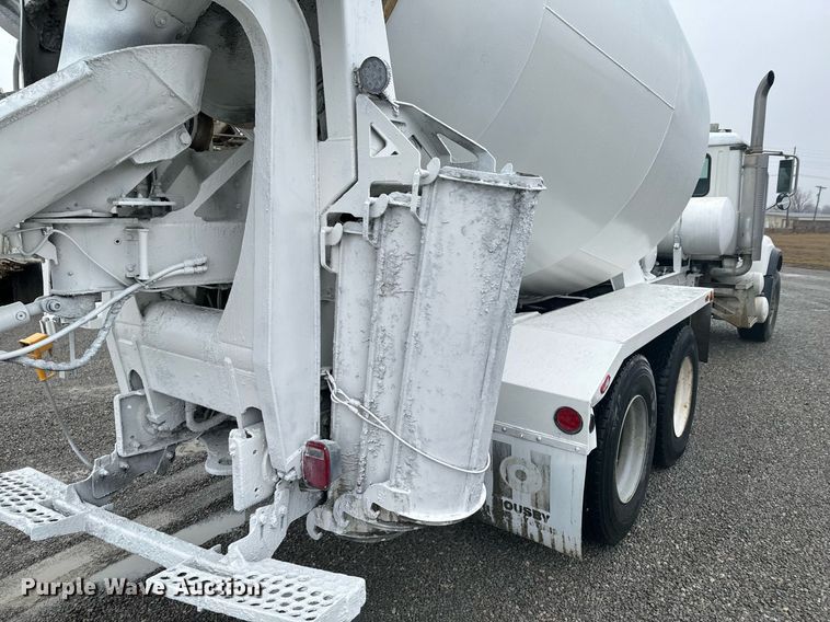 image for item OD9972 2006 Mack CV Series ready mix truck