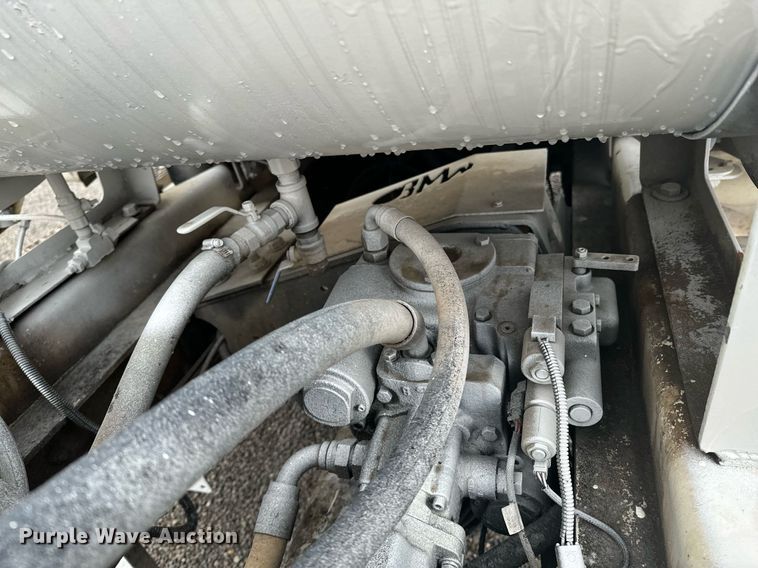 image for item OD9972 2006 Mack CV Series ready mix truck