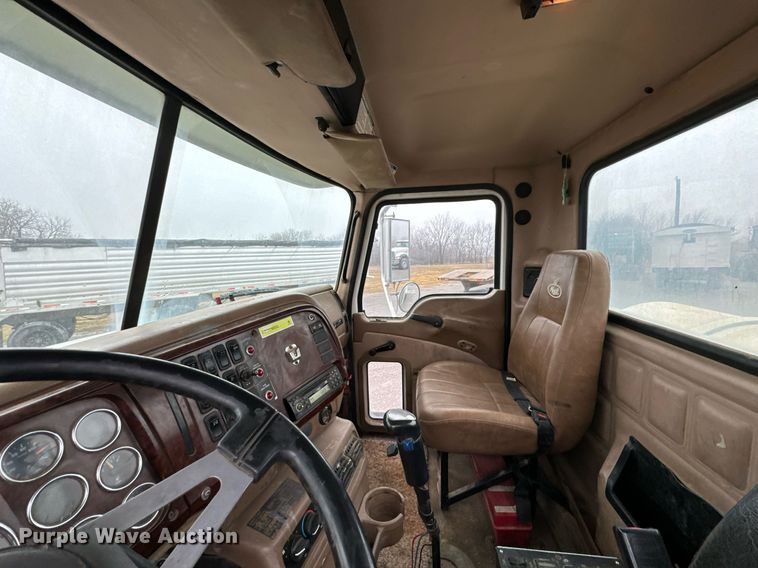 image for item OD9972 2006 Mack CV Series ready mix truck