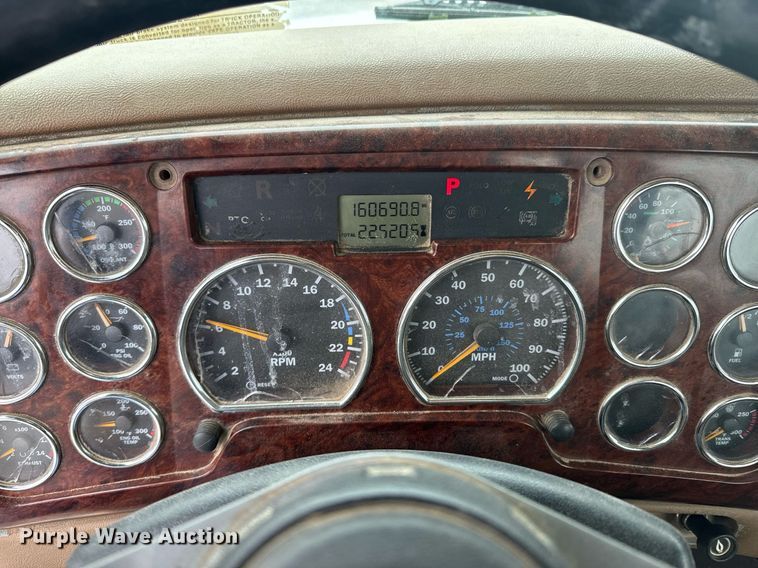 image for item OD9972 2006 Mack CV Series ready mix truck