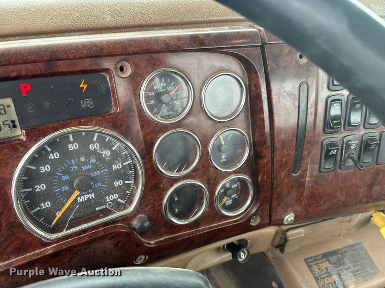 image for item OD9972 2006 Mack CV Series ready mix truck