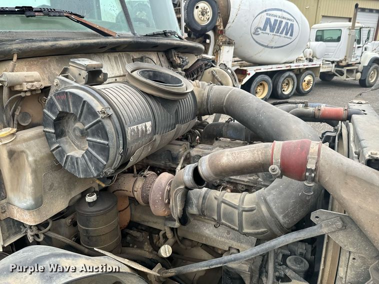 image for item OD9972 2006 Mack CV Series ready mix truck