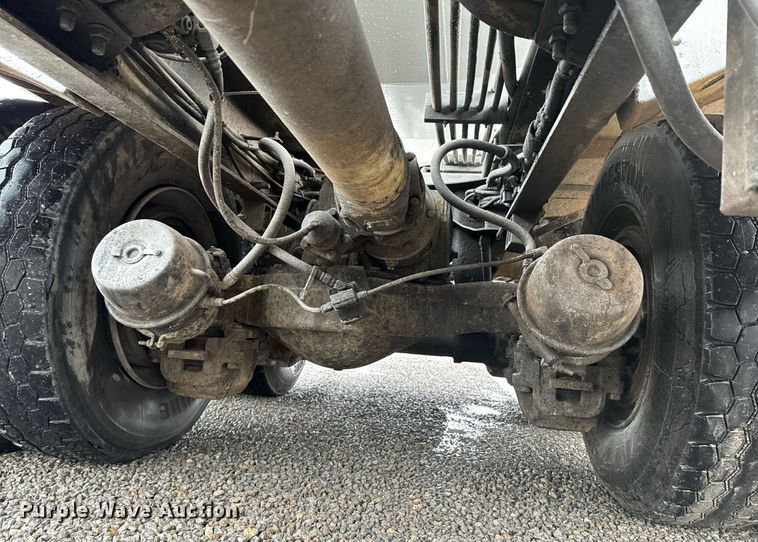 image for item OD9972 2006 Mack CV Series ready mix truck