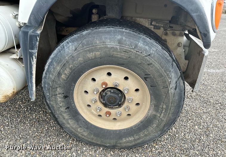 image for item OD9972 2006 Mack CV Series ready mix truck