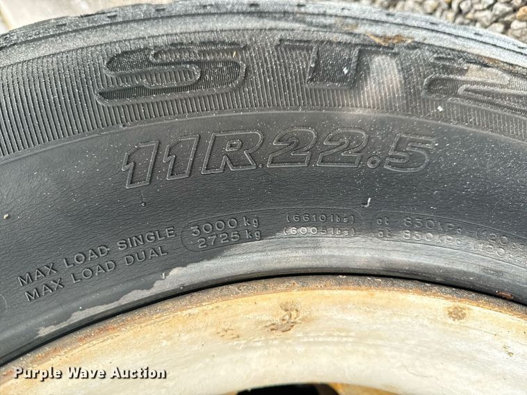 image for item OD9972 2006 Mack CV Series ready mix truck