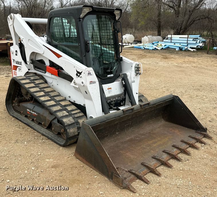image for item OE9001 2020 Bobcat T870 tracked skid steer loader