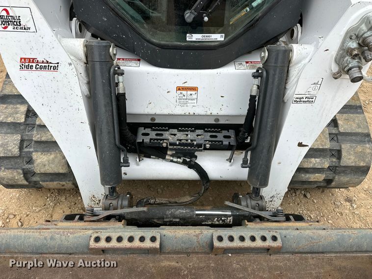 image for item OE9001 2020 Bobcat T870 tracked skid steer loader