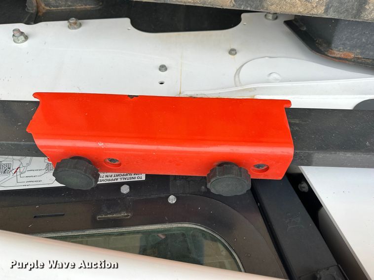 image for item OE9001 2020 Bobcat T870 tracked skid steer loader