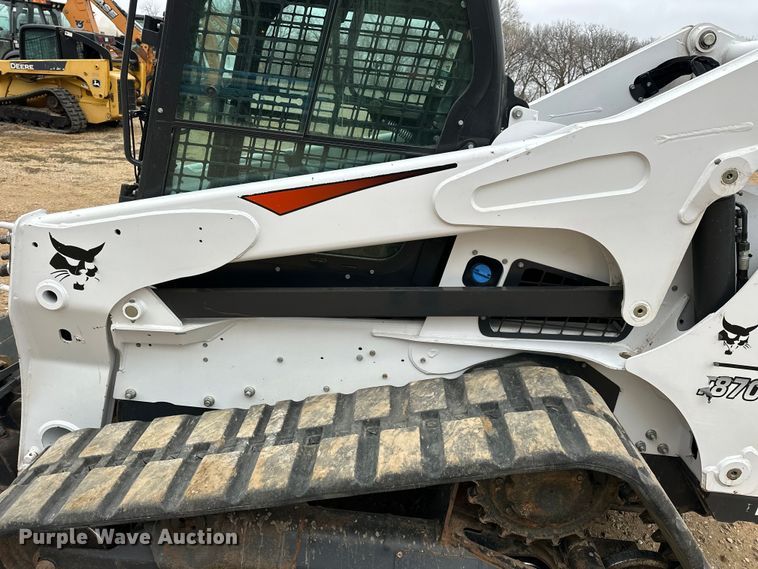 image for item OE9001 2020 Bobcat T870 tracked skid steer loader