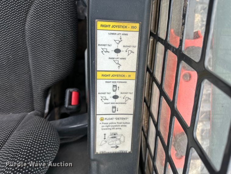 image for item OE9001 2020 Bobcat T870 tracked skid steer loader