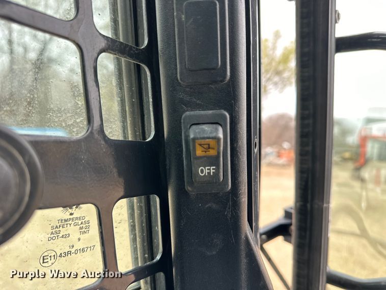 image for item OE9001 2020 Bobcat T870 tracked skid steer loader