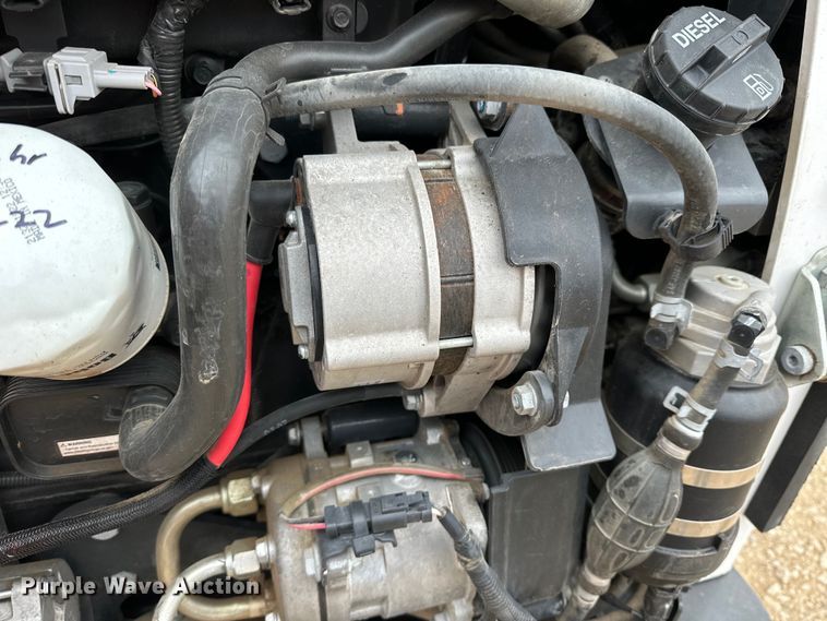 image for item OE9001 2020 Bobcat T870 tracked skid steer loader