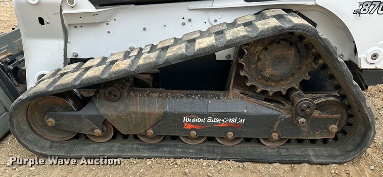 image for item OE9001 2020 Bobcat T870 tracked skid steer loader