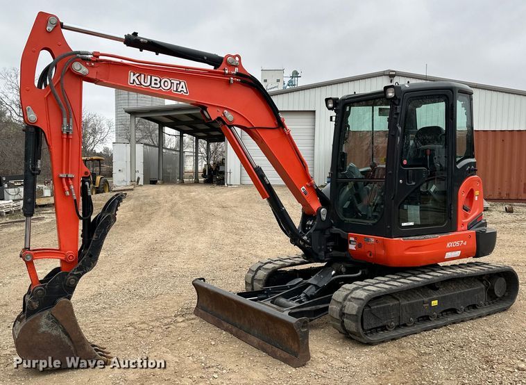image for item OE9004 2018 Kubota KX057-4 mini excavator