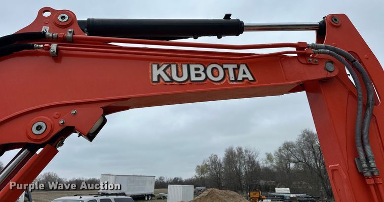 image for item OE9004 2018 Kubota KX057-4 mini excavator