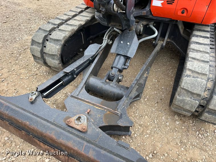 image for item OE9004 2018 Kubota KX057-4 mini excavator