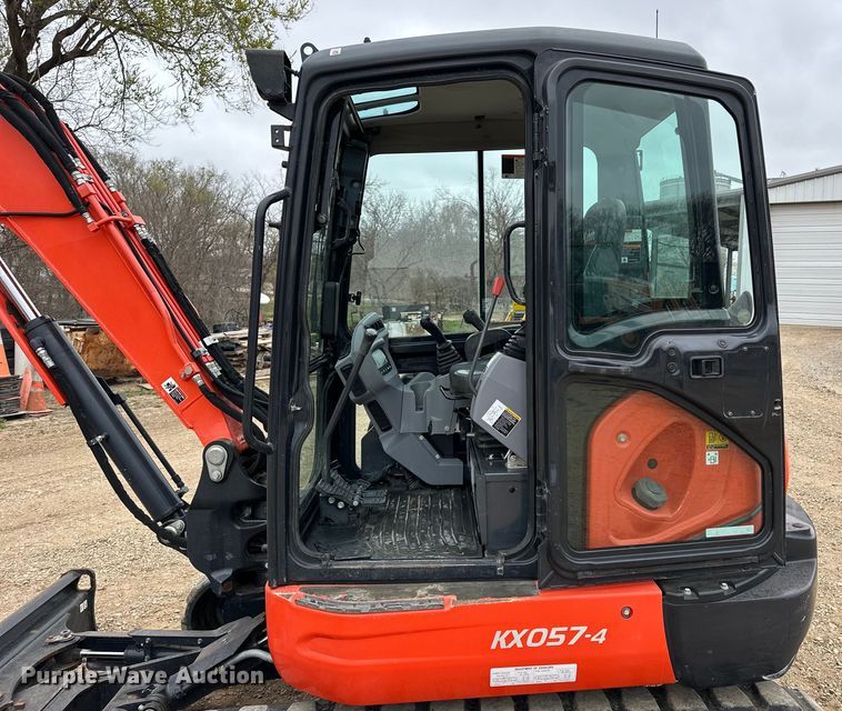 image for item OE9004 2018 Kubota KX057-4 mini excavator