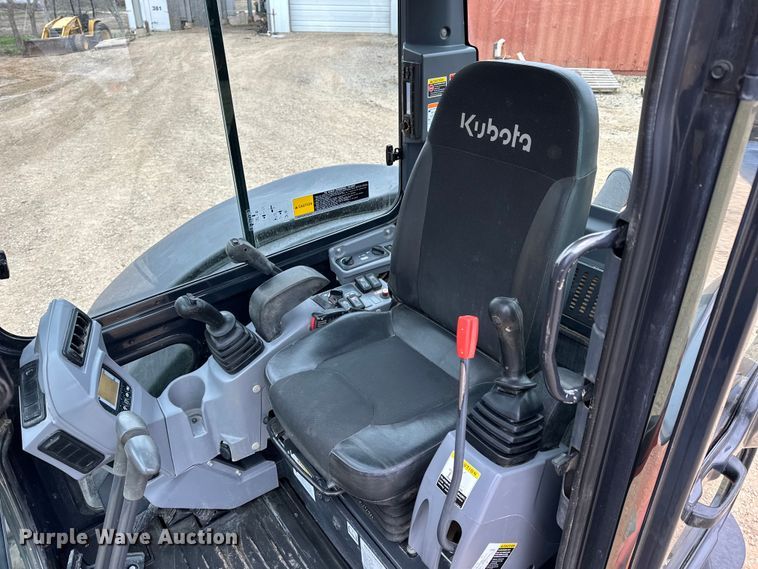 image for item OE9004 2018 Kubota KX057-4 mini excavator