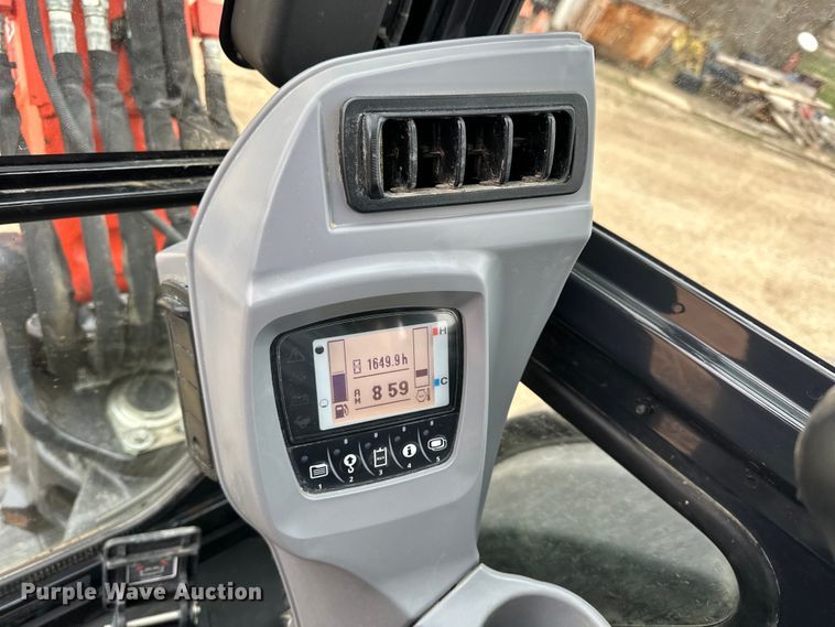 image for item OE9004 2018 Kubota KX057-4 mini excavator