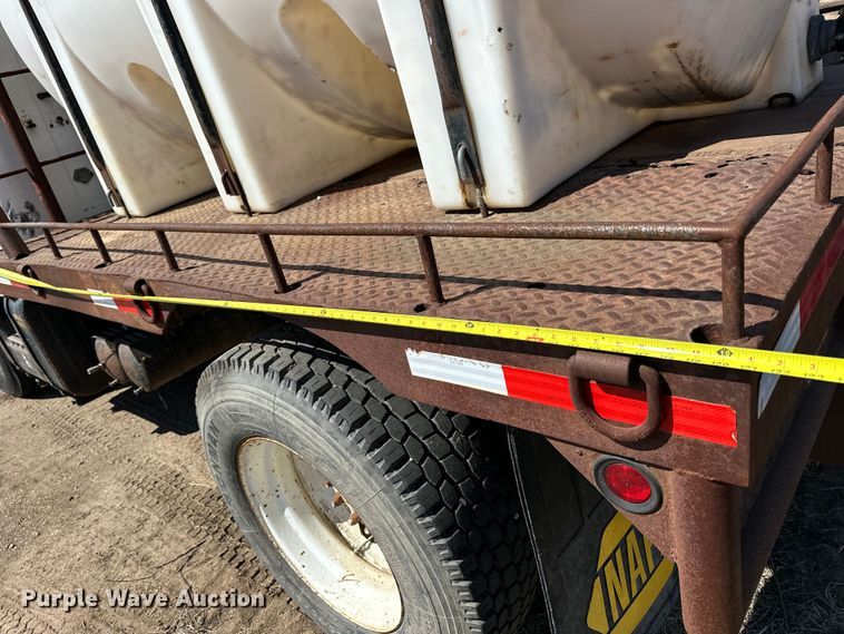 image for item OE9008 1986 International S2300 water truck