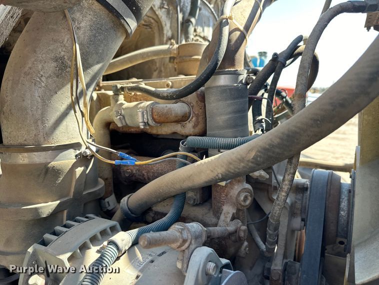 image for item OE9008 1986 International S2300 water truck