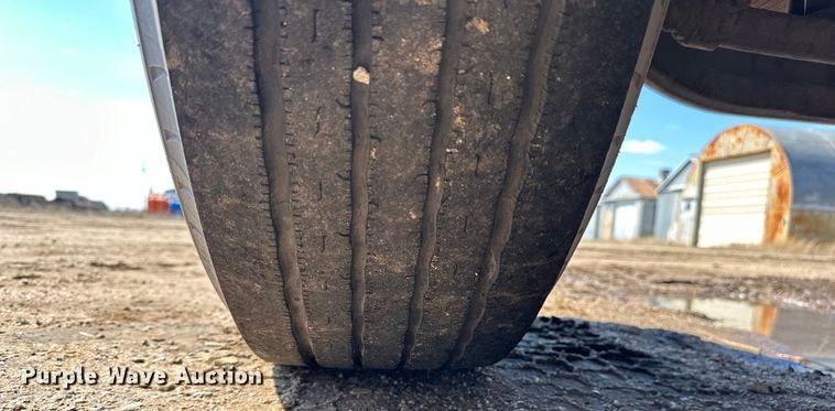 image for item OE9008 1986 International S2300 water truck