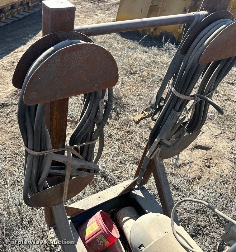 image for item OE9013 Lincoln SA-200-F-163 arc welder