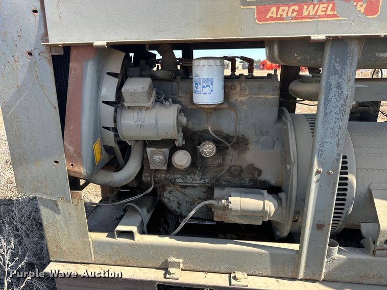 image for item OE9013 Lincoln SA-200-F-163 arc welder