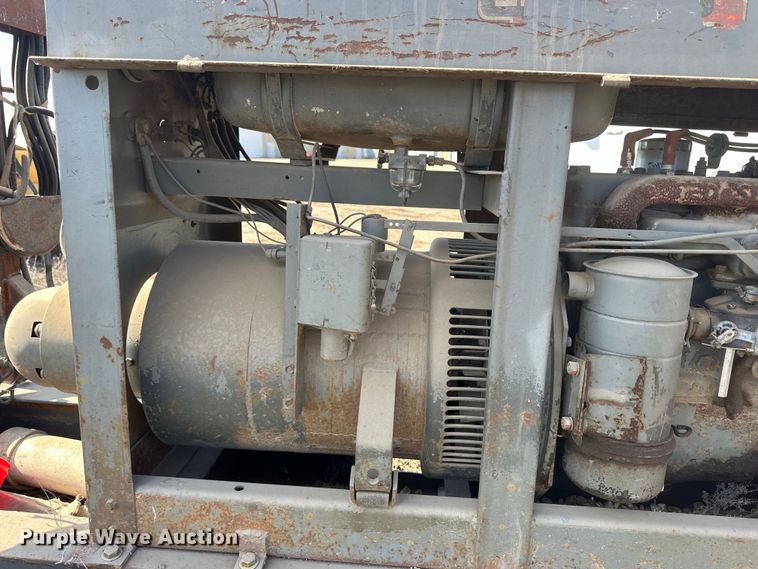 image for item OE9013 Lincoln SA-200-F-163 arc welder