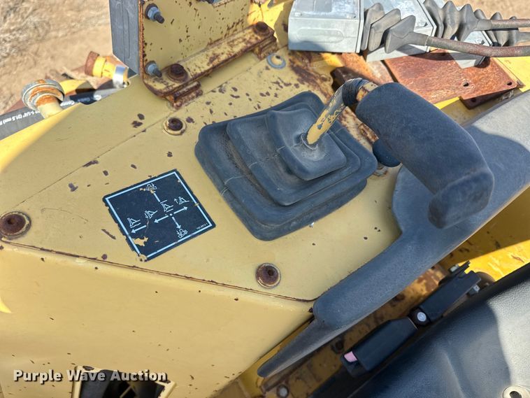 image for item OE9014 1998 Caterpillar D6R XL dozer