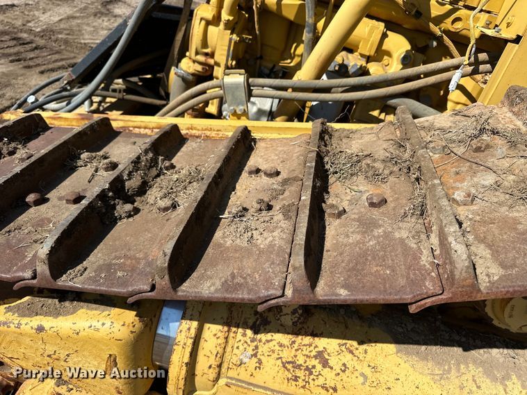 image for item OE9014 1998 Caterpillar D6R XL dozer