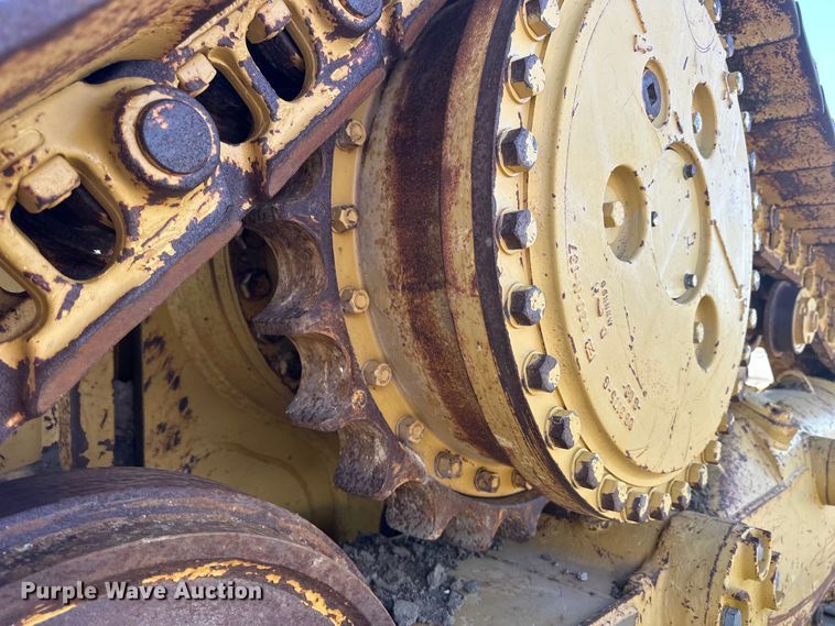 image for item OE9014 1998 Caterpillar D6R XL dozer