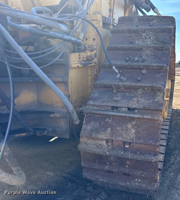 image for item OE9014 1998 Caterpillar D6R XL dozer