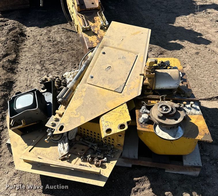 image for item OE9014 1998 Caterpillar D6R XL dozer