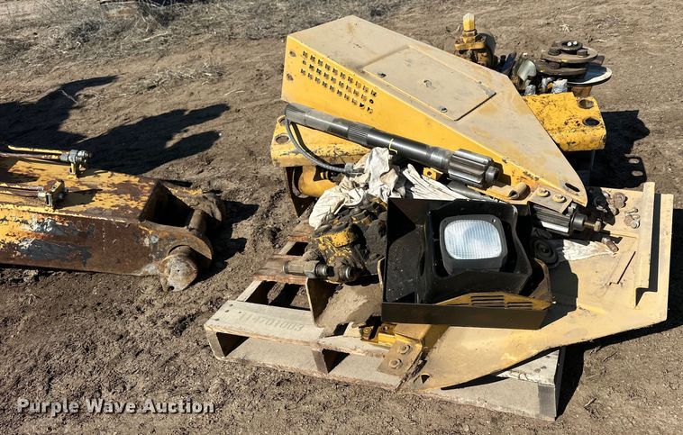 image for item OE9014 1998 Caterpillar D6R XL dozer