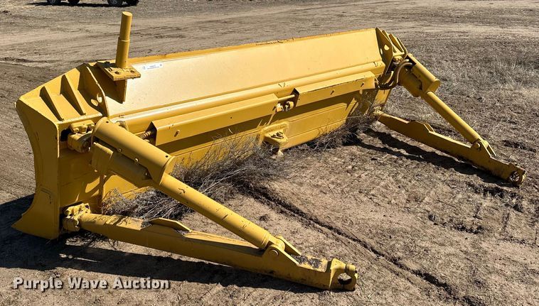 image for item OE9015 Dozer blade