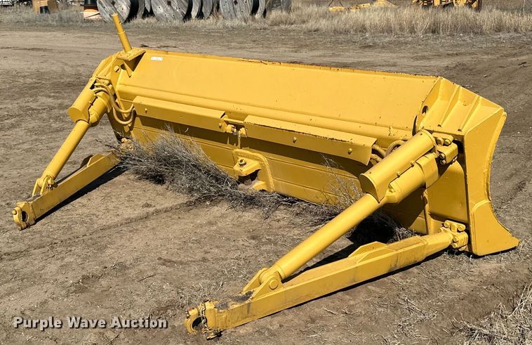 image for item OE9015 Dozer blade