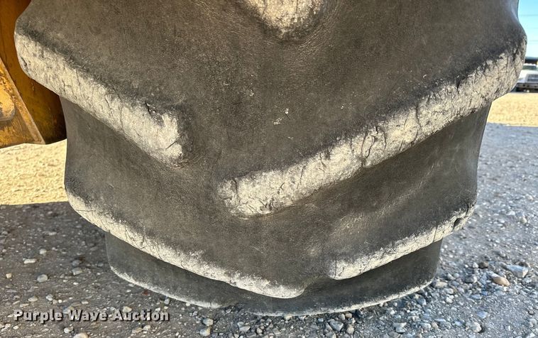 image for item OE9042 Champion  840 SuperPac single drum vibratory roller