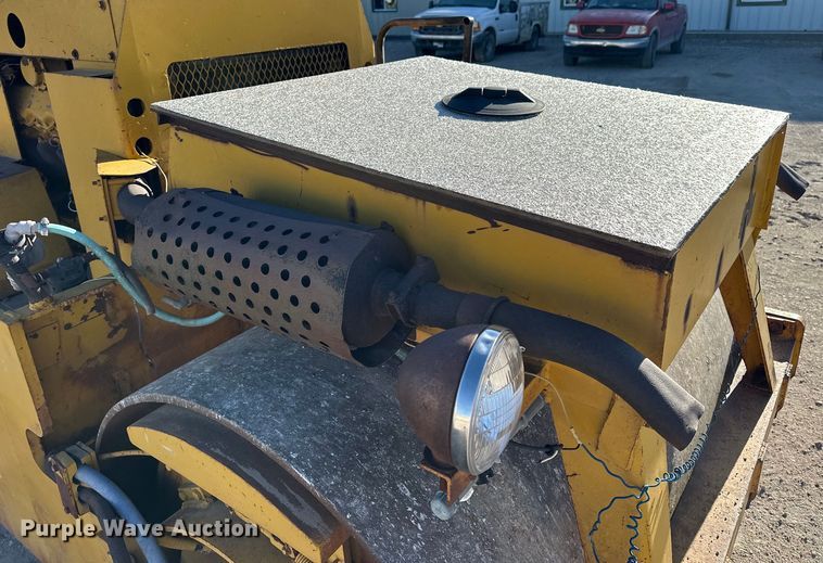 image for item OE9043 Vibro-Plus CC42A double drum vibratory roller