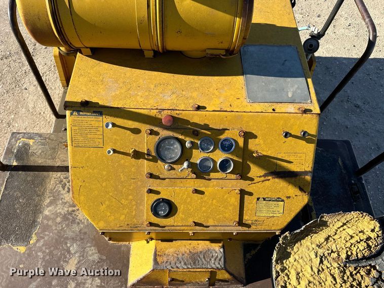 image for item OE9043 Vibro-Plus CC42A double drum vibratory roller