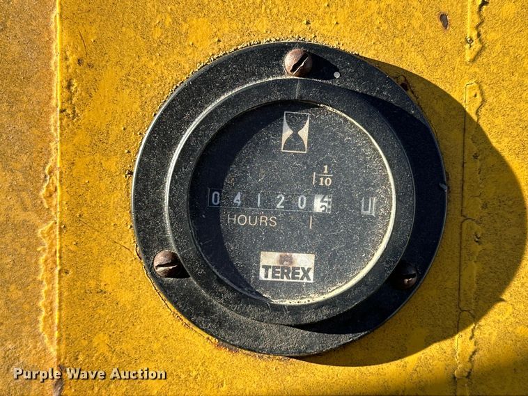 image for item OE9043 Vibro-Plus CC42A double drum vibratory roller