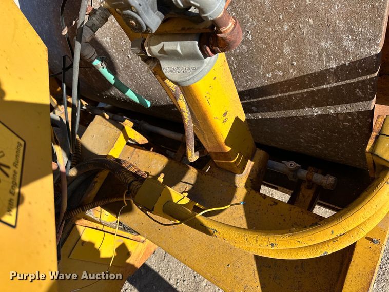 image for item OE9043 Vibro-Plus CC42A double drum vibratory roller